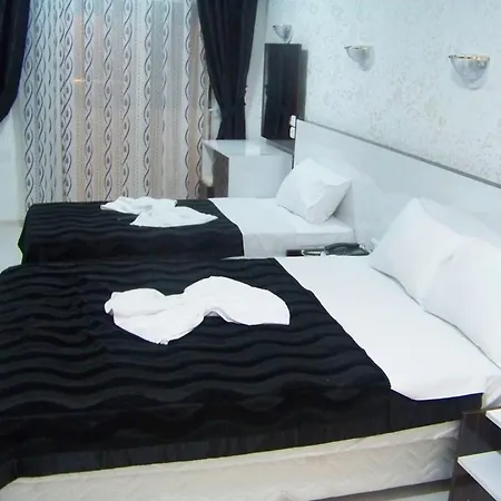 Hotel Madi Lara 3*